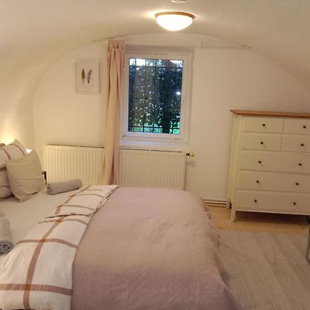 Apartment Mit 1 Schlafzimmer In Altstadthaus Sankt Veit an der Glan Exteriér fotografie