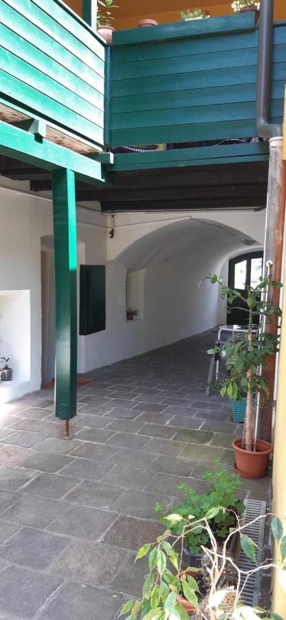 Apartment Mit 1 Schlafzimmer In Altstadthaus Sankt Veit an der Glan Exteriér fotografie
